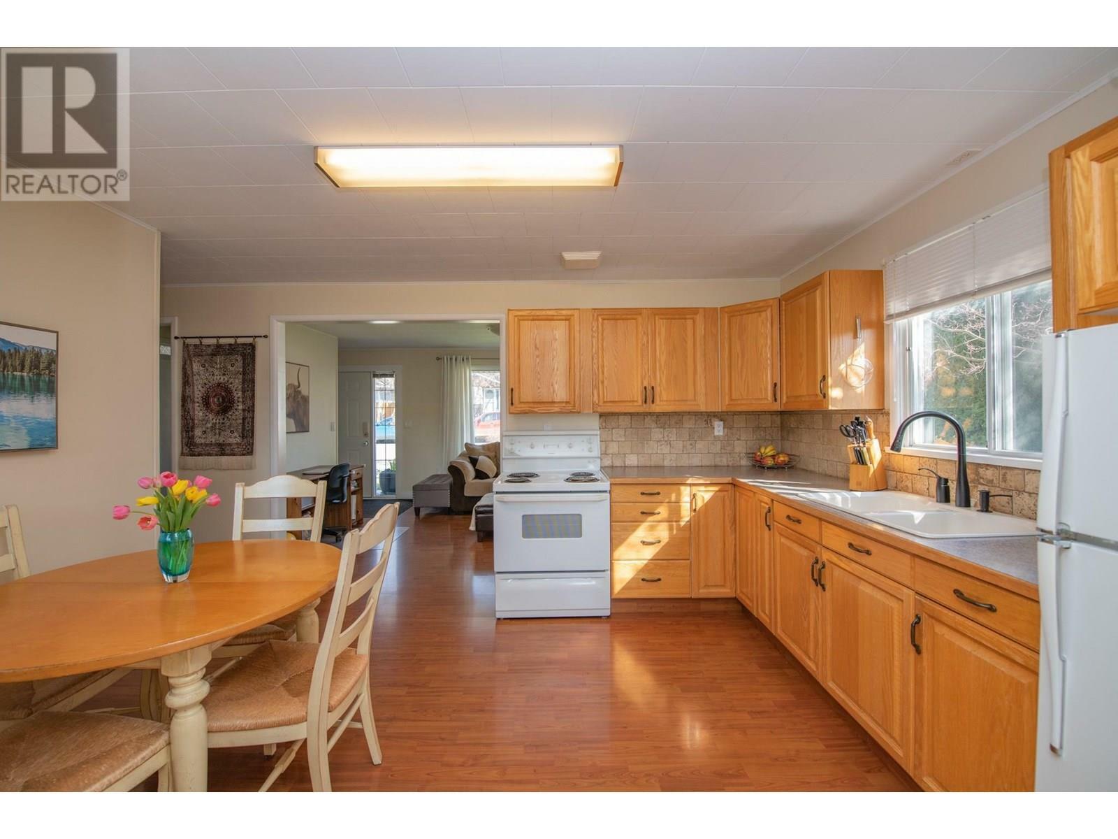 VERNON, British Columbia, V1T 1X5, CA, 2 Bedrooms Bedrooms, ,1 BathroomBathrooms,Residential,For Sale,1837289