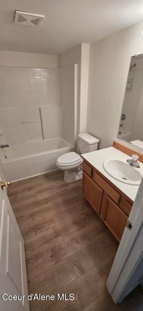 Hayden, Idaho, 83835, United States, 4 Bedrooms Bedrooms, ,3 BathroomsBathrooms,Residential,For Sale,2009648