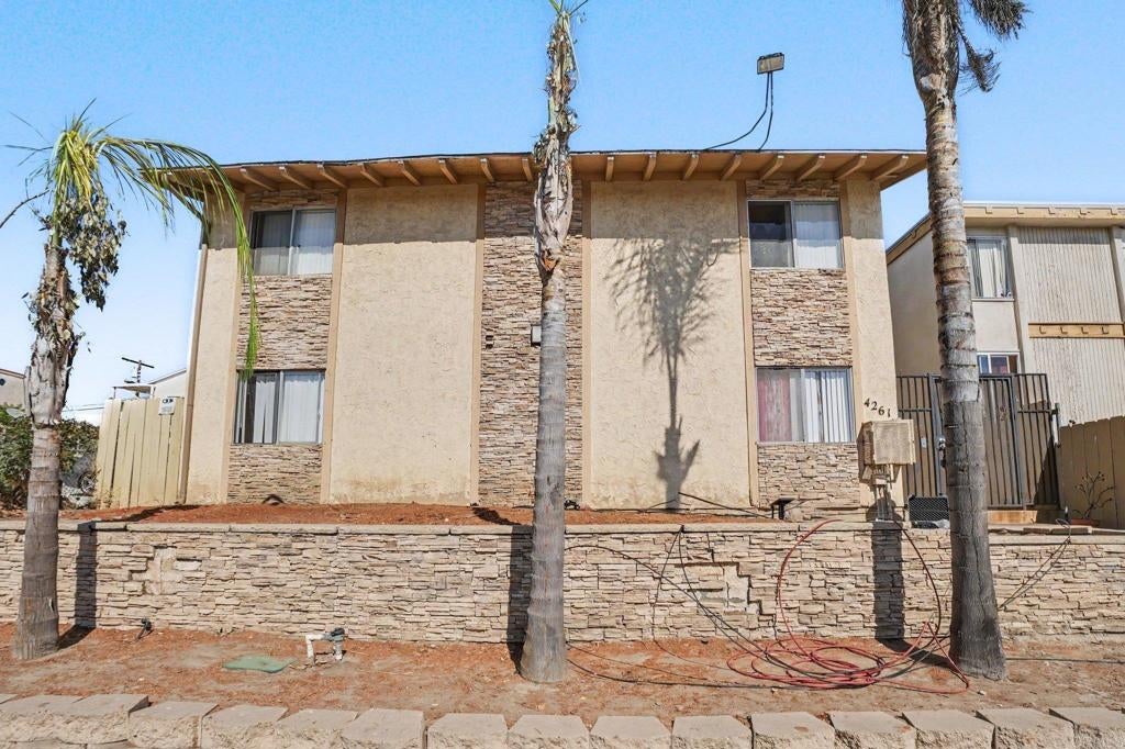 49th St, San Diego, CA 92115