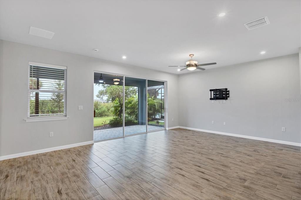 Venice, Florida, 34293, United States, 3 Bedrooms Bedrooms, ,2 BathroomsBathrooms,Residential,For Sale,1951637
