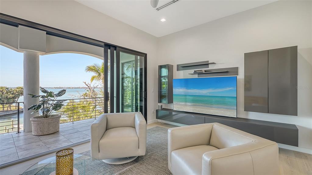 Sarasota, Florida, 34239, United States, 4 Bedrooms Bedrooms, ,7 BathroomsBathrooms,Residential,For Sale,1759750