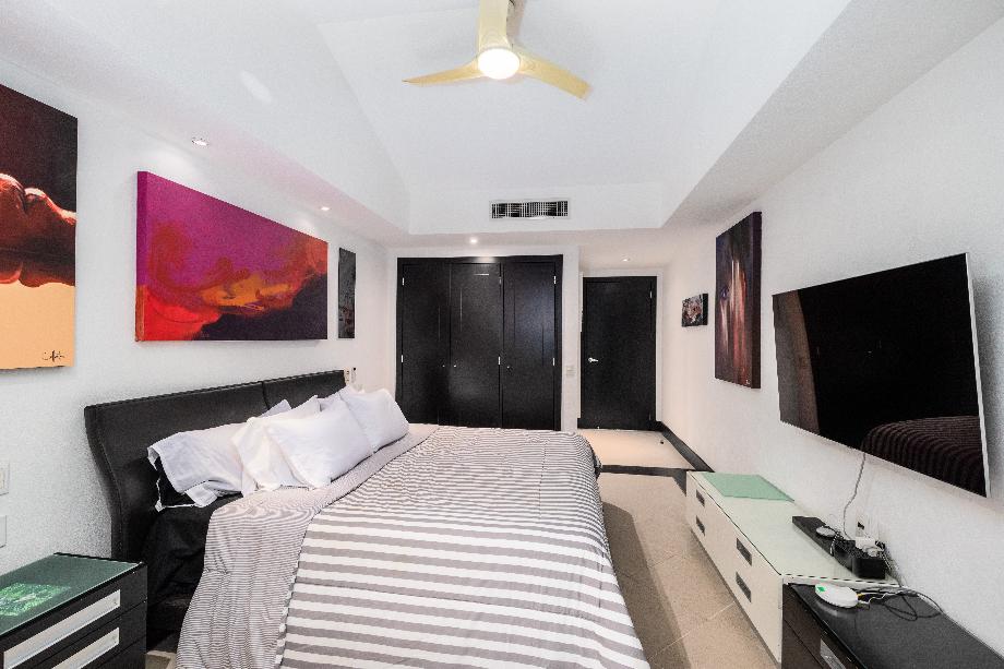 Fransisco M Asencio, Puerto Vallarta, Jalisco, 48333, Mexico, 4 Bedrooms Bedrooms, ,4 BathroomsBathrooms,Residential,For Sale,Fransisco M Asencio,1425091