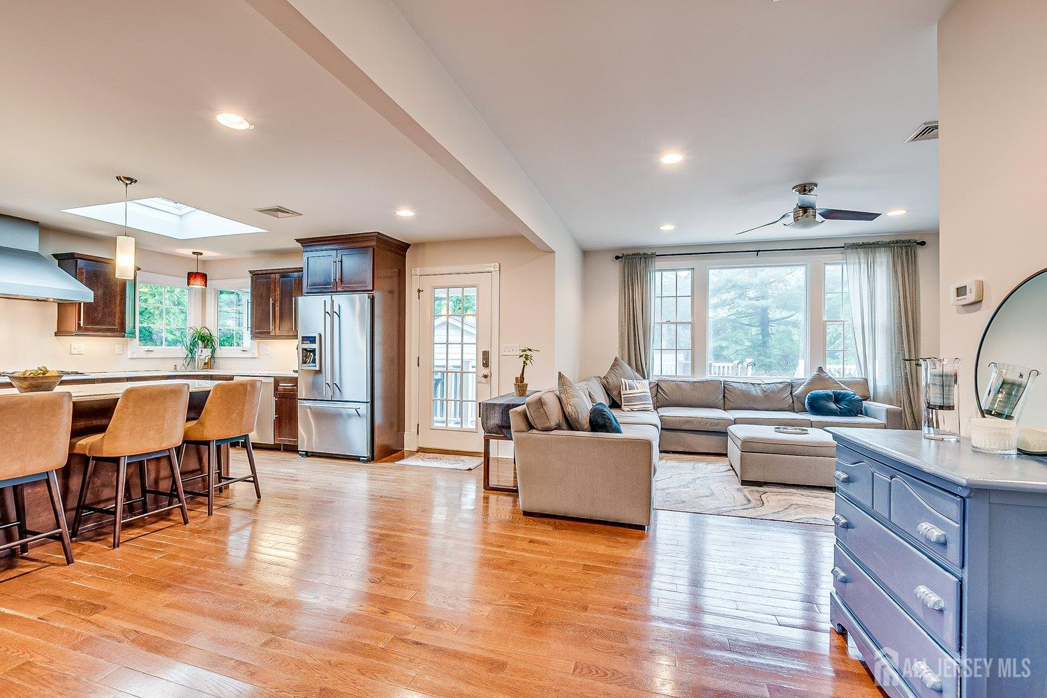 Metuchen, New Jersey, 08840, United States, 5 Bedrooms Bedrooms, ,3 BathroomsBathrooms,Residential,For Sale,1903678