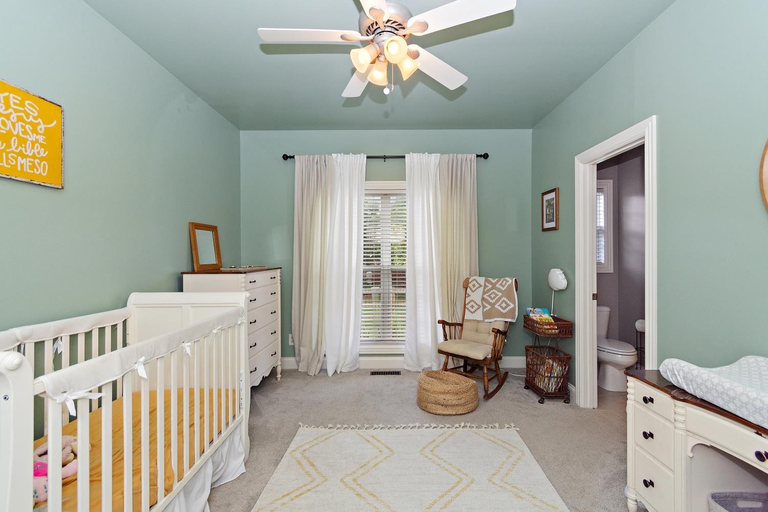 Mount Juliet, Tennessee, 37122, United States, 4 Bedrooms Bedrooms, ,3 BathroomsBathrooms,Residential,For Sale,1891571