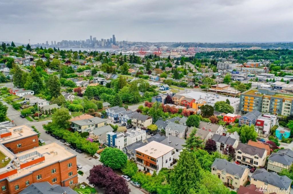 4520 41st Ave SW A, Seattle, Washington, 98116, United States, 2 Bedrooms Bedrooms, ,2 BathroomsBathrooms,Residential,For Sale,4520 41st Ave SW A,1610853