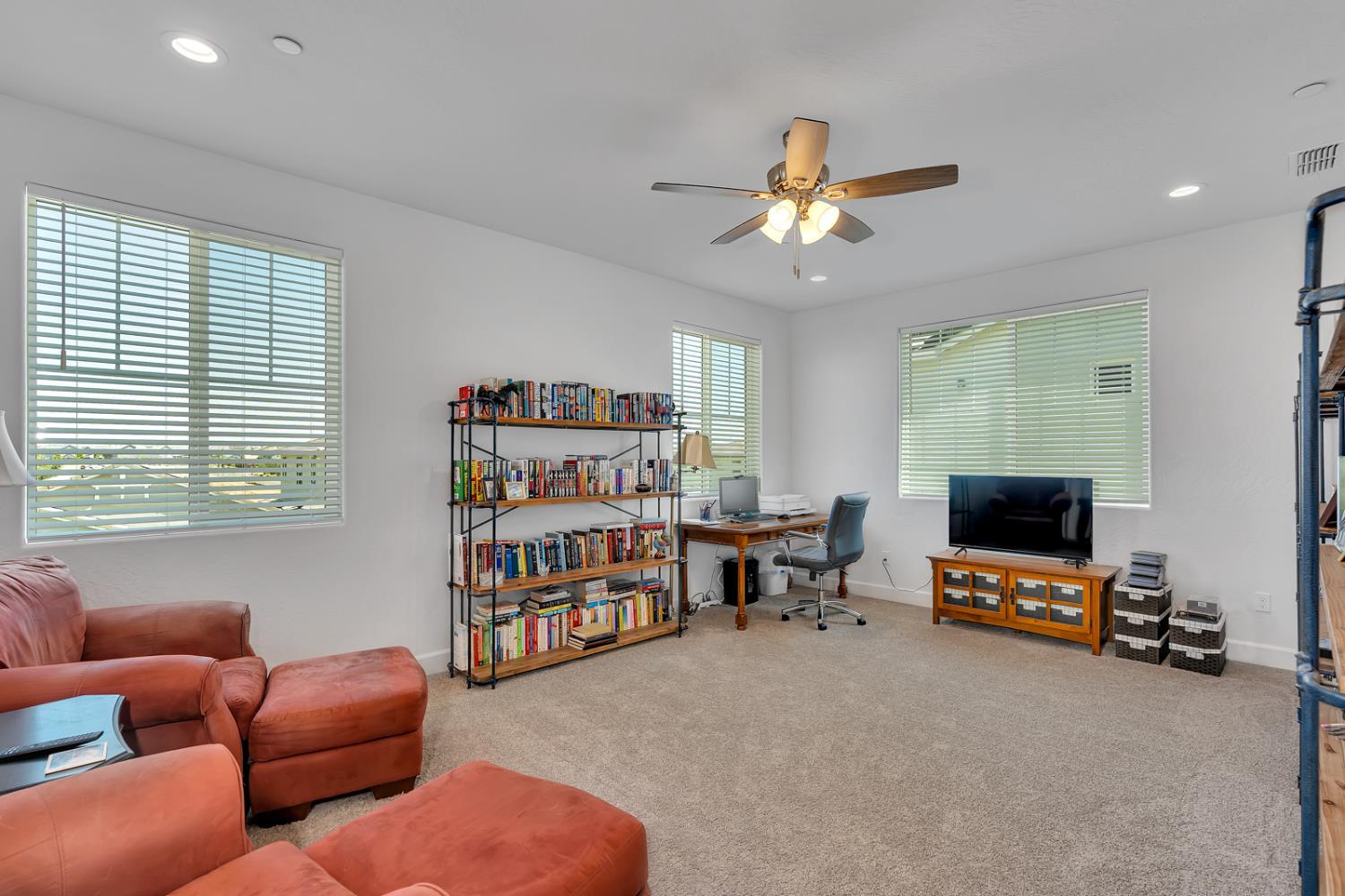 Madera, California, 93636, United States, 4 Bedrooms Bedrooms, ,4 BathroomsBathrooms,Residential,For Sale,1938347