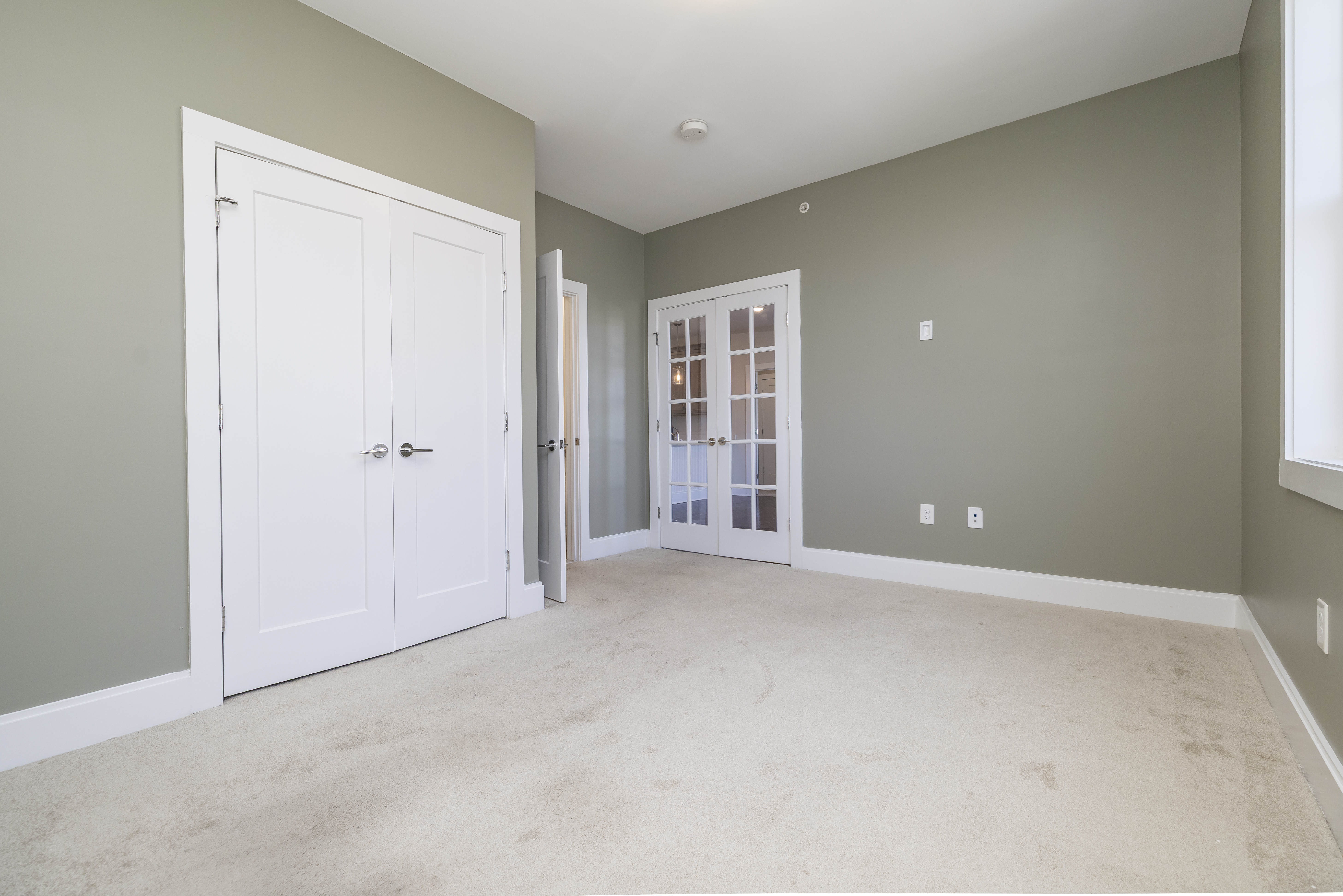  631 Marina Pointe Drive, East Rockaway, NY, 11518 - 物件實景