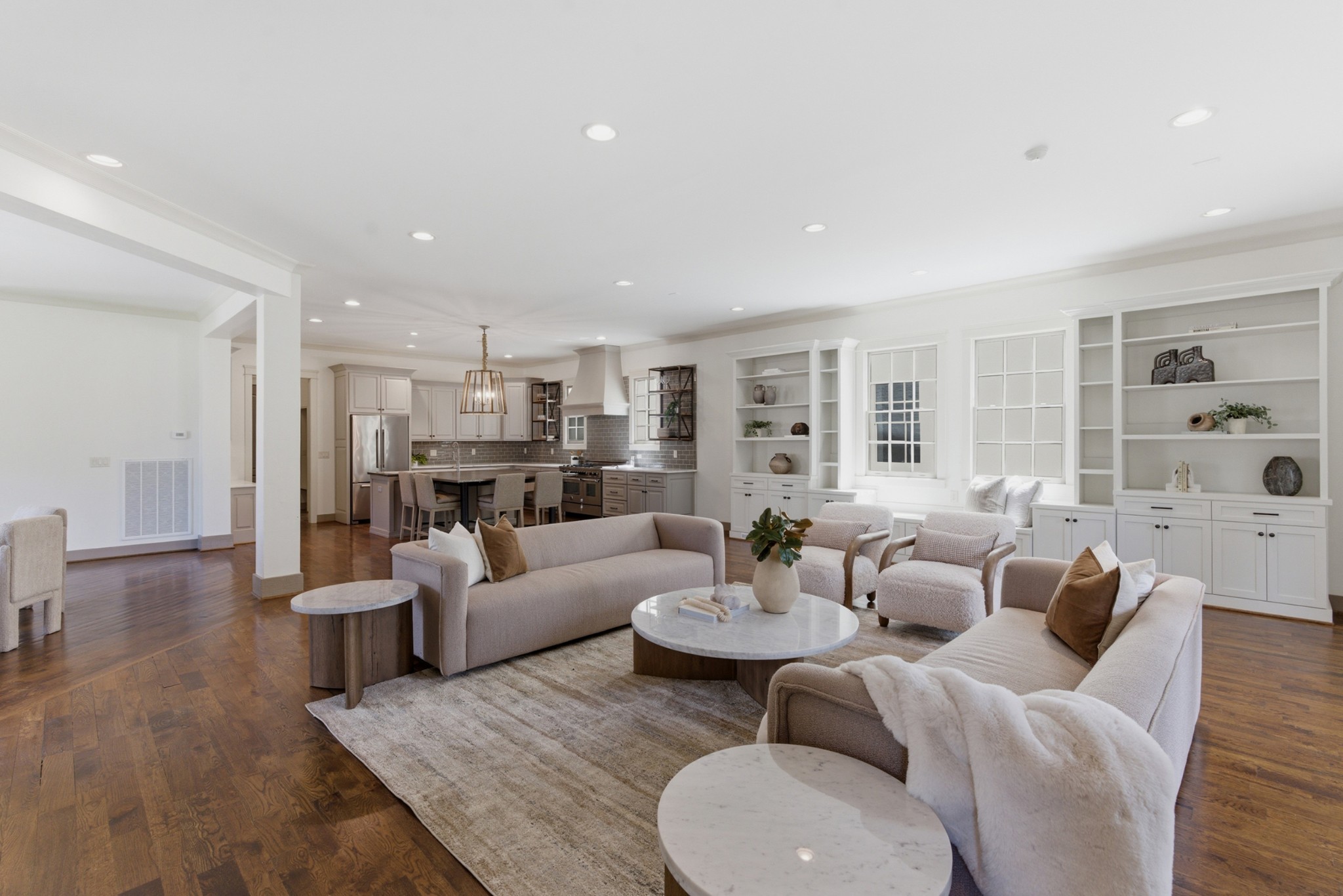  114A Lasalle Ct, Nashville, TN, 37205 - 物件實景