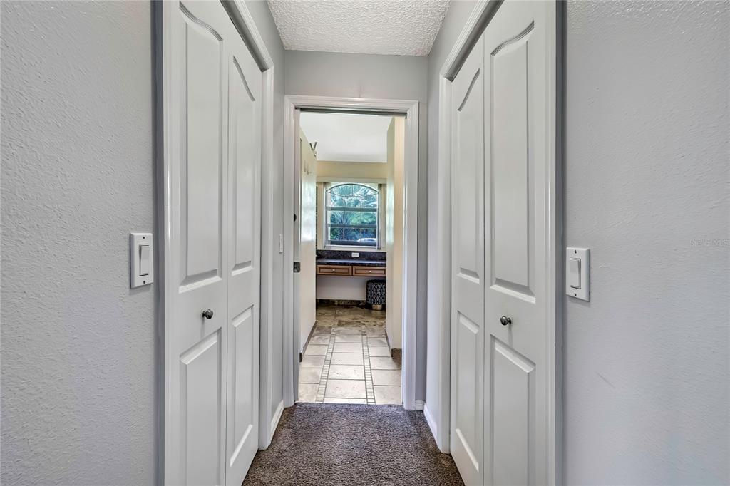 Dunnellon, Florida, 34434, United States, 3 Bedrooms Bedrooms, ,2 BathroomsBathrooms,Residential,For Sale,1921059