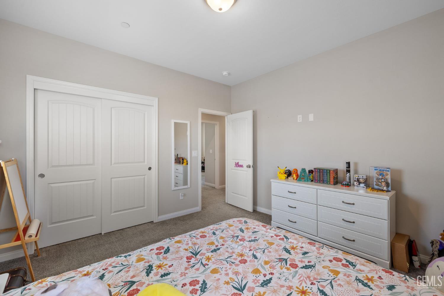 Bakersfield, California, 93314, United States, 5 Bedrooms Bedrooms, ,3 BathroomsBathrooms,Residential,For Sale,1821031