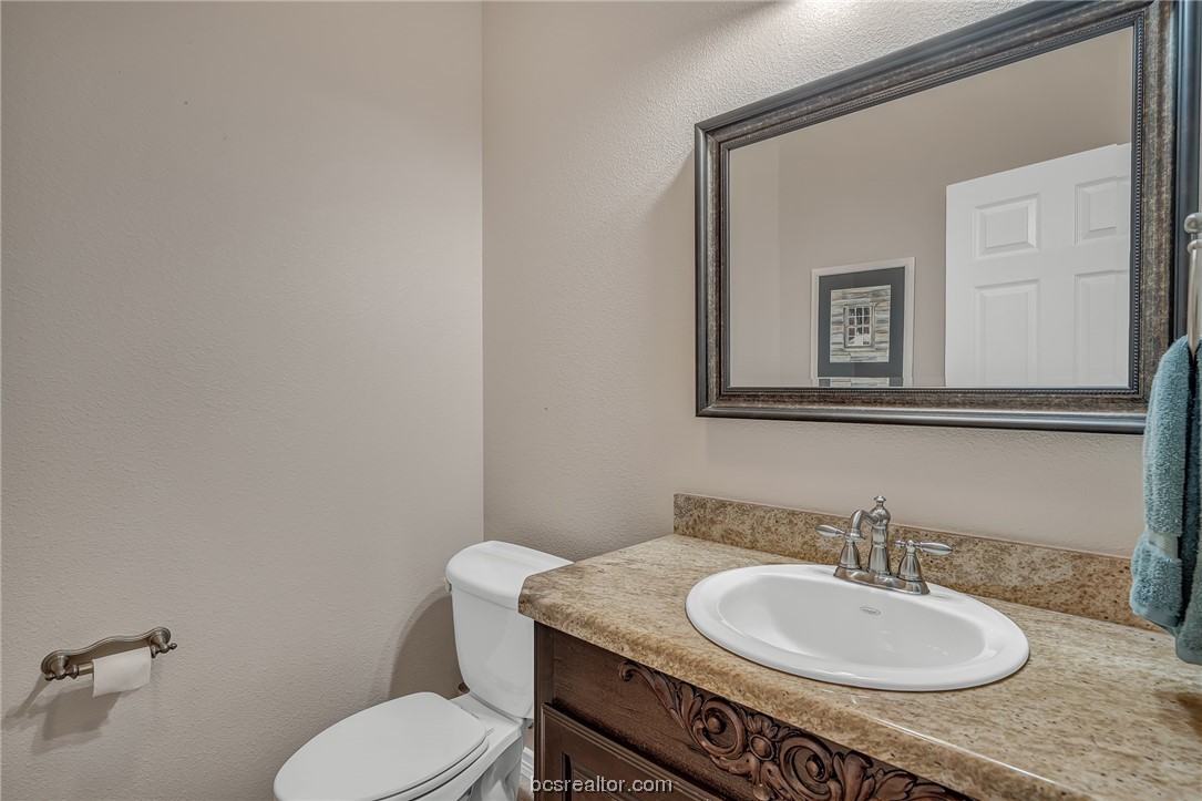 3200 Walnut Creek Court, Bryan, Texas, 77807, United States, 2 Bedrooms Bedrooms, ,3 BathroomsBathrooms,Residential,For Sale,3200 Walnut Creek Court,1663308