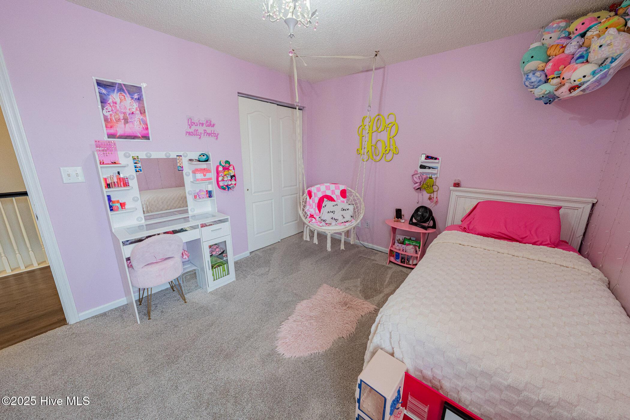 Moyock, North Carolina, 27958, United States, 6 Bedrooms Bedrooms, ,3 BathroomsBathrooms,Residential,For Sale,1997341