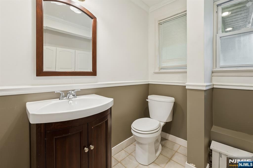 Hillsdale, New Jersey, 07642, United States, 5 Bedrooms Bedrooms, ,3 BathroomsBathrooms,Residential,For Sale,1885332