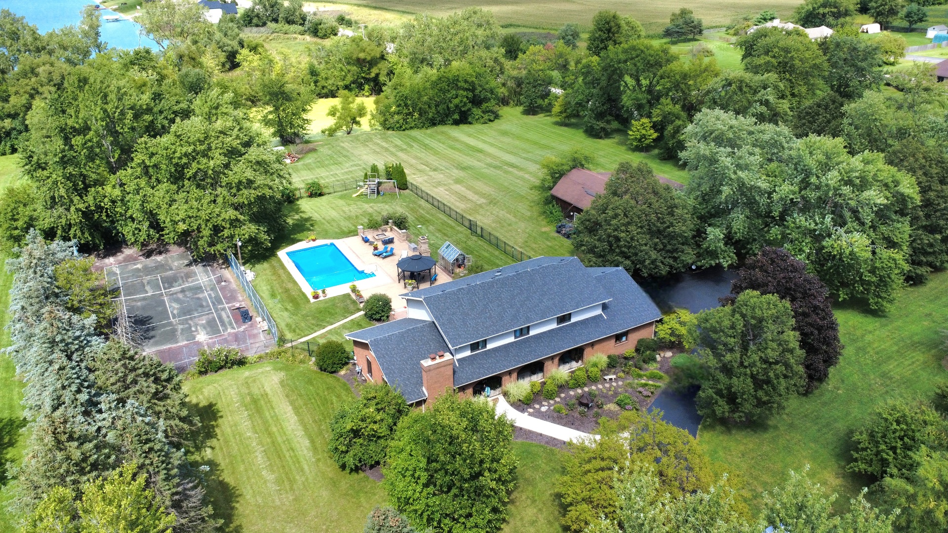 Manhattan, Illinois, 60442, United States, 4 Bedrooms Bedrooms, ,4 BathroomsBathrooms,Residential,For Sale,1979994