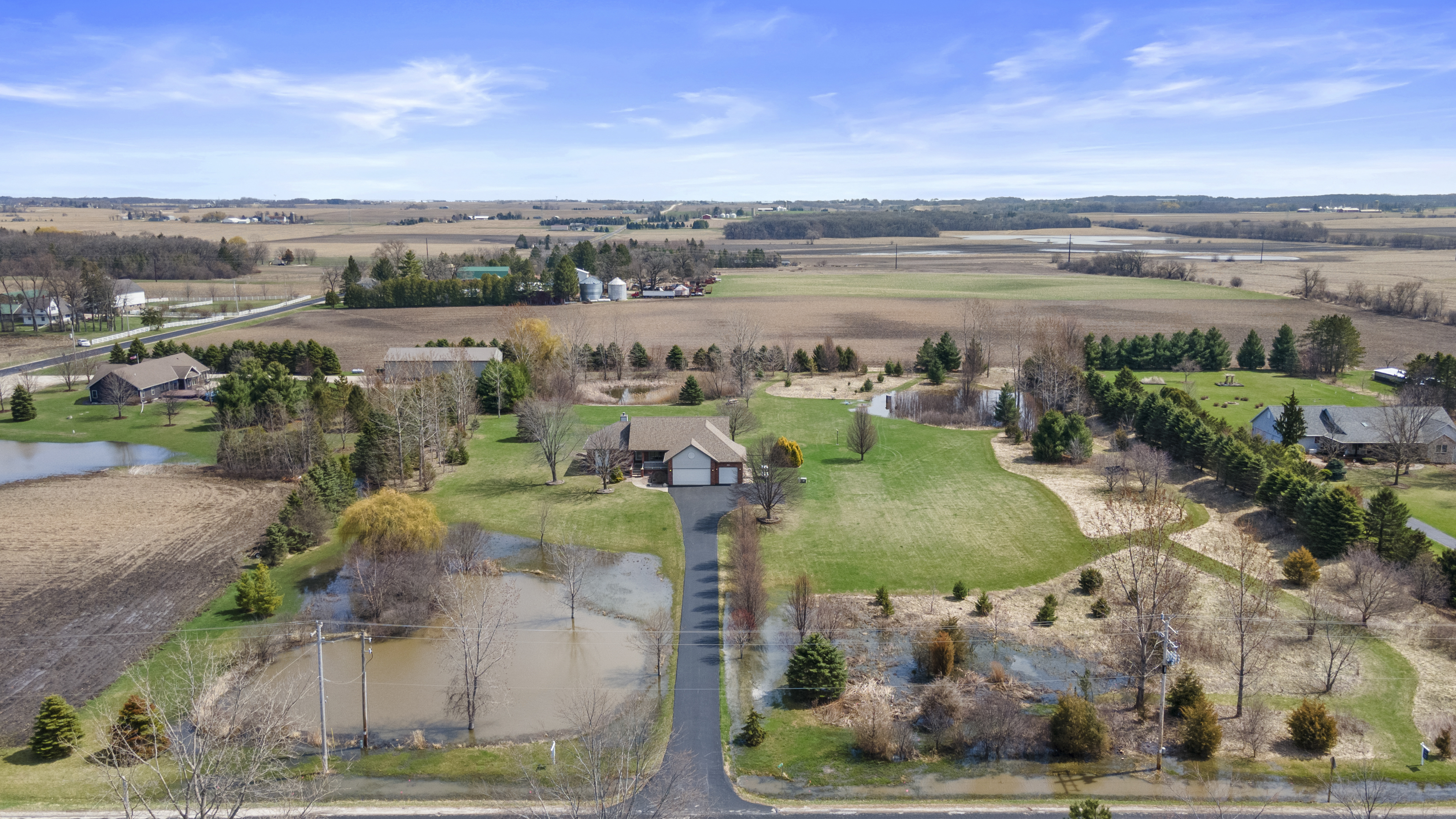  3-acres in union  grove - no hoa - 物件實景