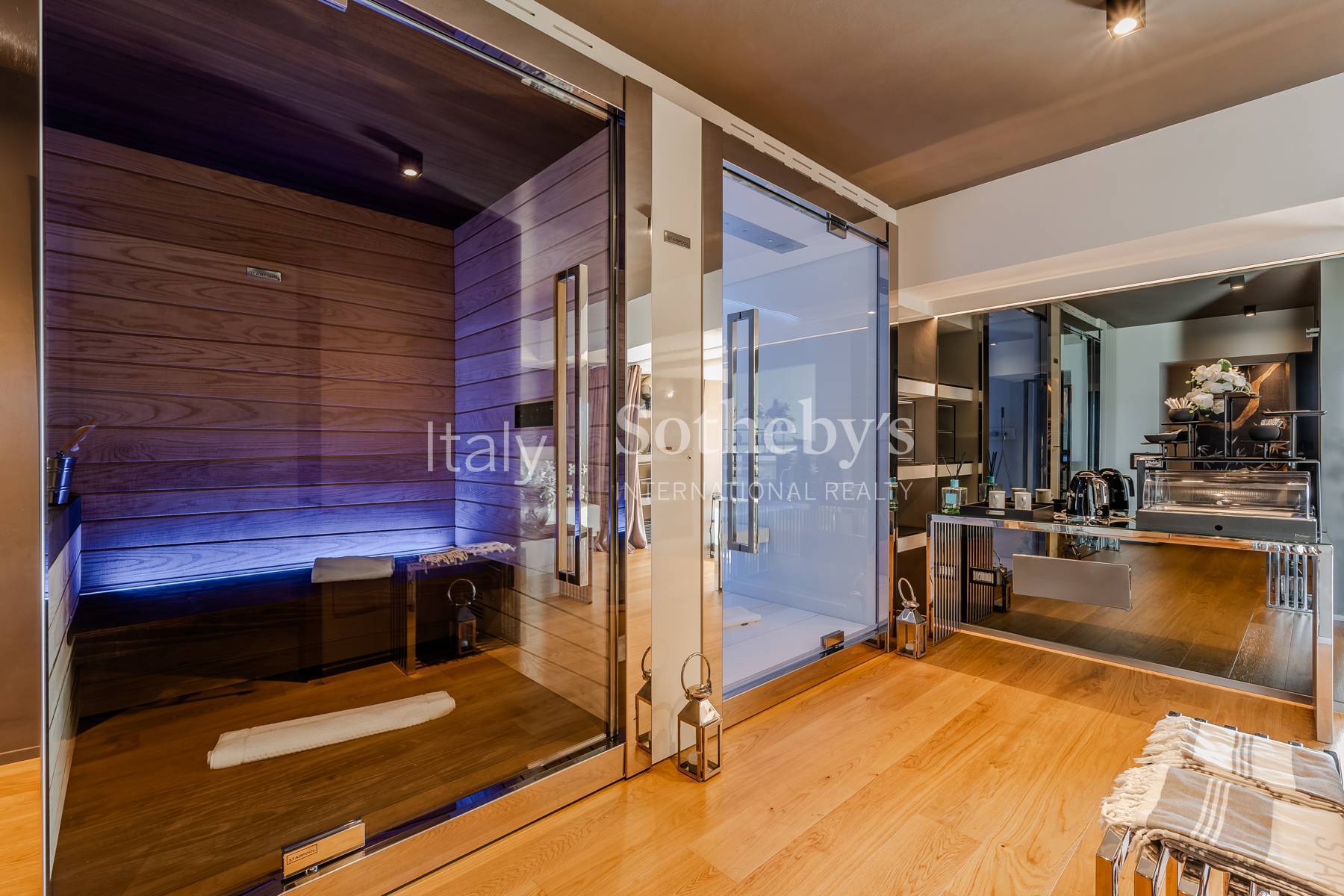  Exclusive modern villa with panoramic lake views and spa - 物件實景