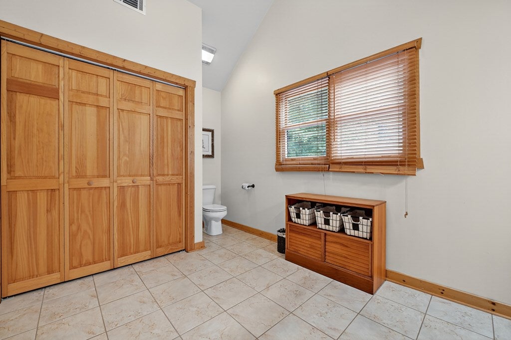 Ellijay, Georgia, 30540, United States, 3 Bedrooms Bedrooms, ,3 BathroomsBathrooms,Residential,For Sale,1916949