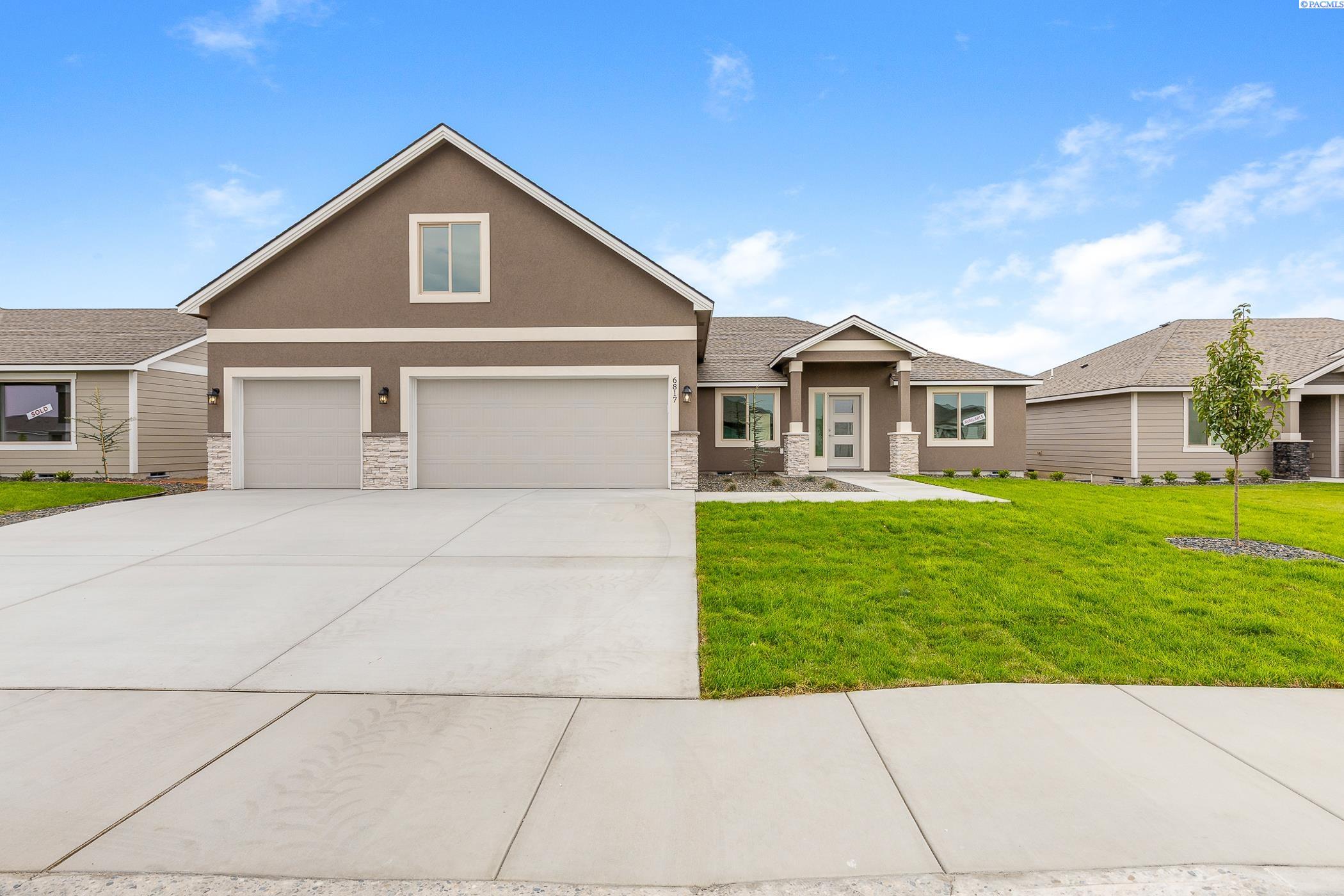 Pasco, Washington, 99301, United States, 4 Bedrooms Bedrooms, ,2 BathroomsBathrooms,Residential,For Sale,1892820