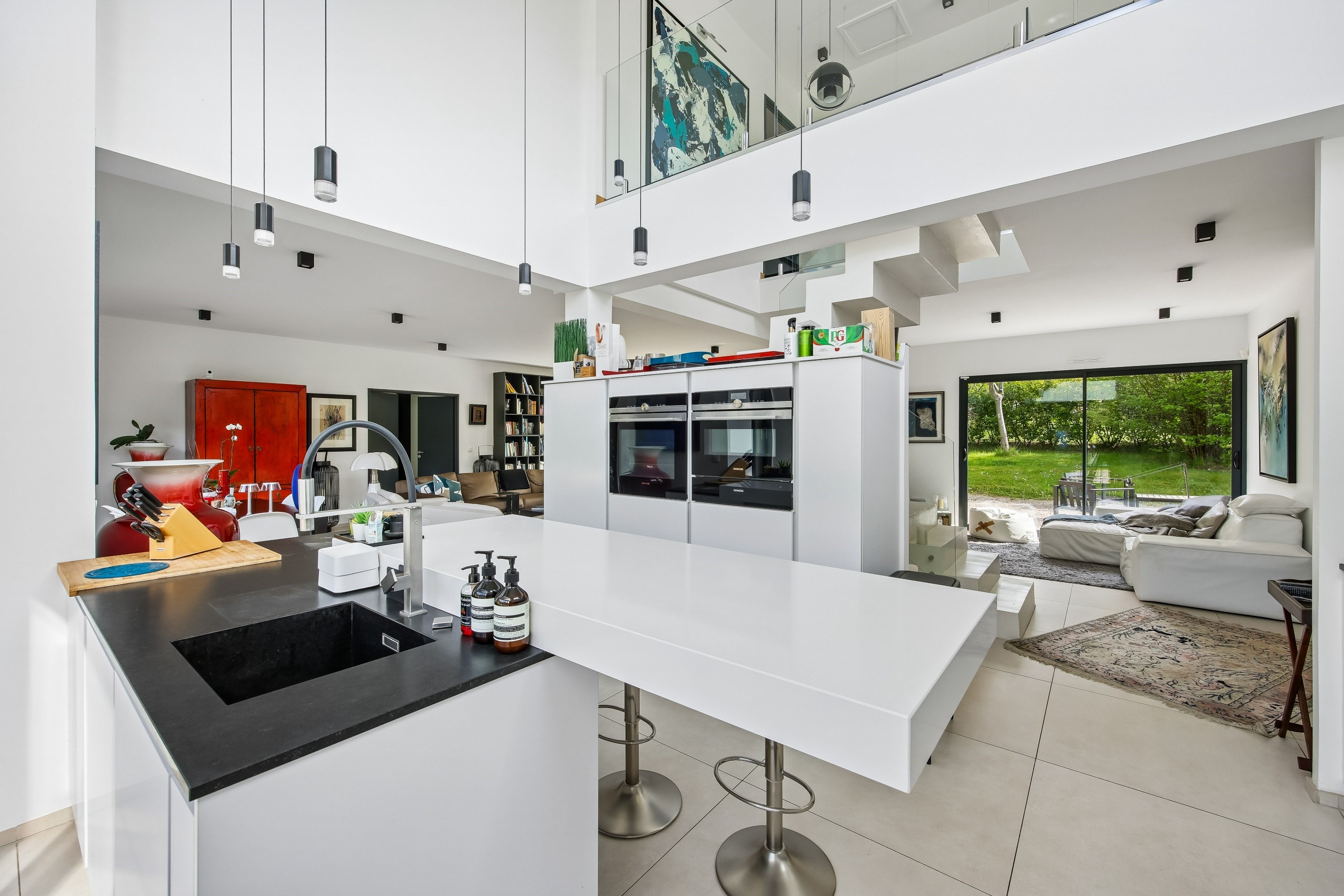  Modern luxury home - 物件實景