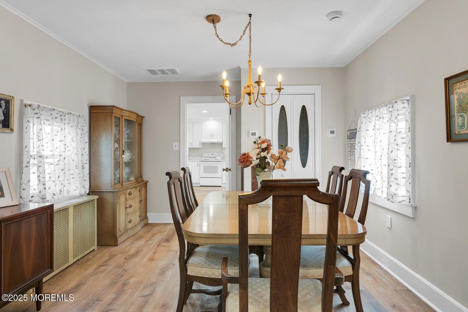 Belford, New Jersey, 07718, United States, 3 Bedrooms Bedrooms, ,2 BathroomsBathrooms,Residential,For Sale,1921068
