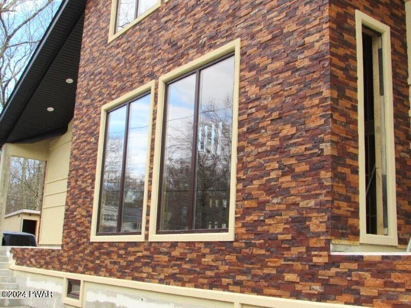 Lords Valley, Pennsylvania, 18428, United States, 5 Bedrooms Bedrooms, ,3 BathroomsBathrooms,Residential,For Sale,1983244