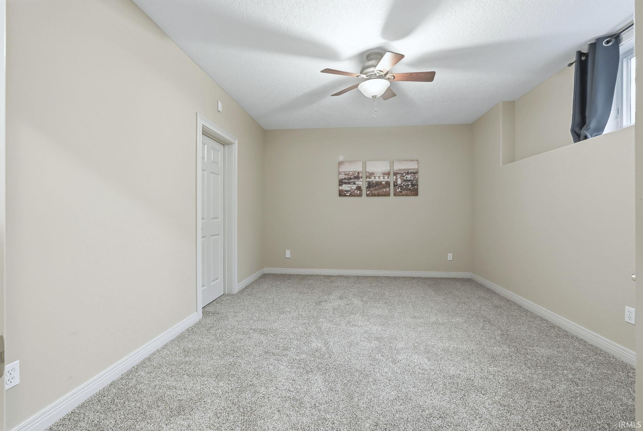 Fort Wayne, Indiana, 46814, United States, 4 Bedrooms Bedrooms, ,4 BathroomsBathrooms,Residential,For Sale,2008557