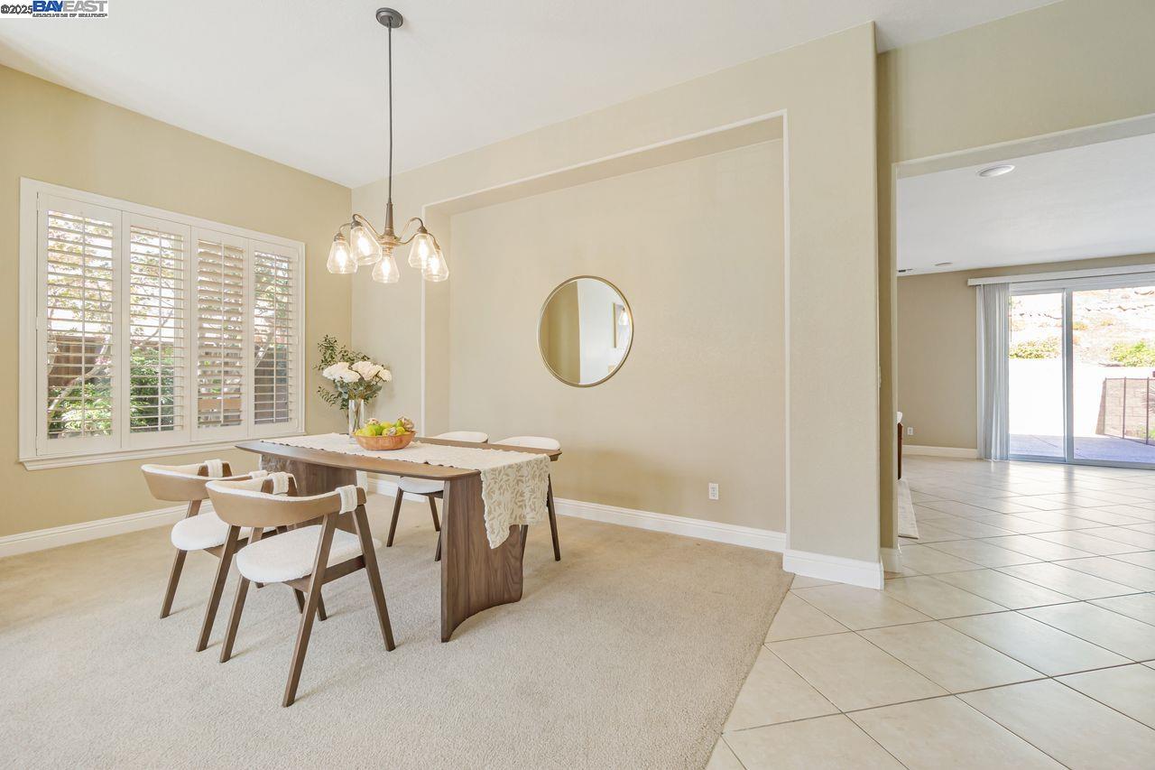 Concord, California, 94521, United States, 5 Bedrooms Bedrooms, ,3 BathroomsBathrooms,Residential,For Sale,1989306