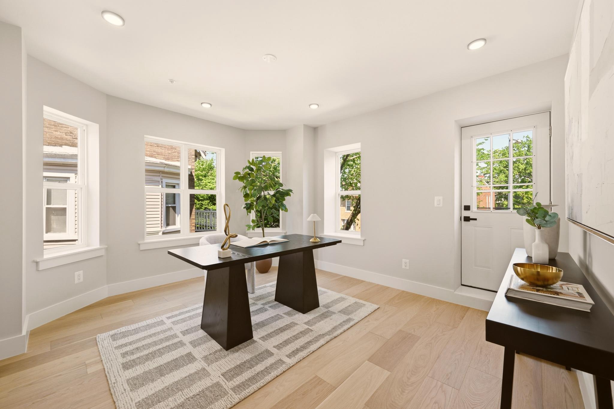  724 Rock Creek Church Road NW, Washington, DC, 20010 - 物件實景