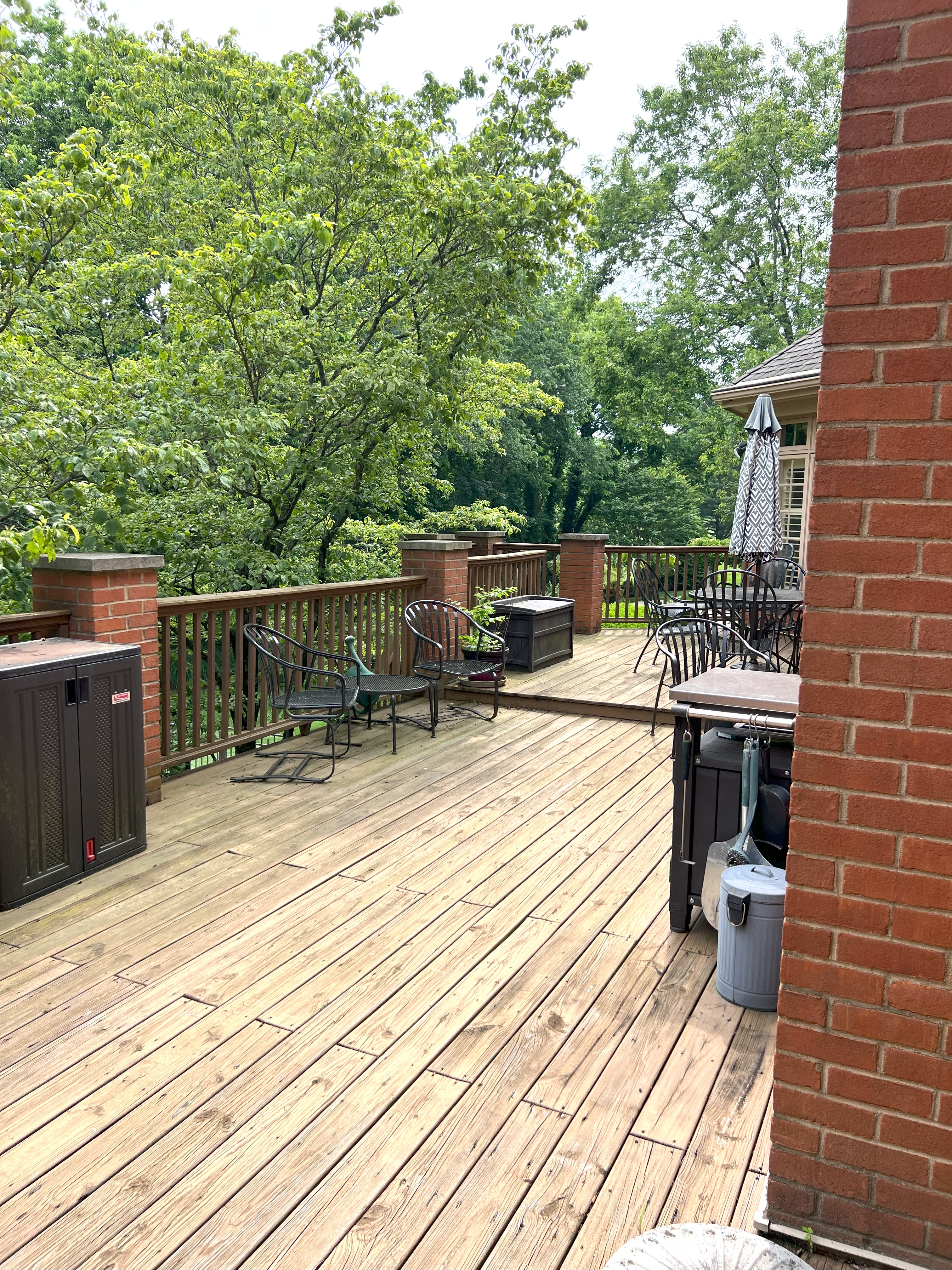 Frankfort, Kentucky, 40601, United States, 5 Bedrooms Bedrooms, ,4 BathroomsBathrooms,Residential,For Sale,1983551