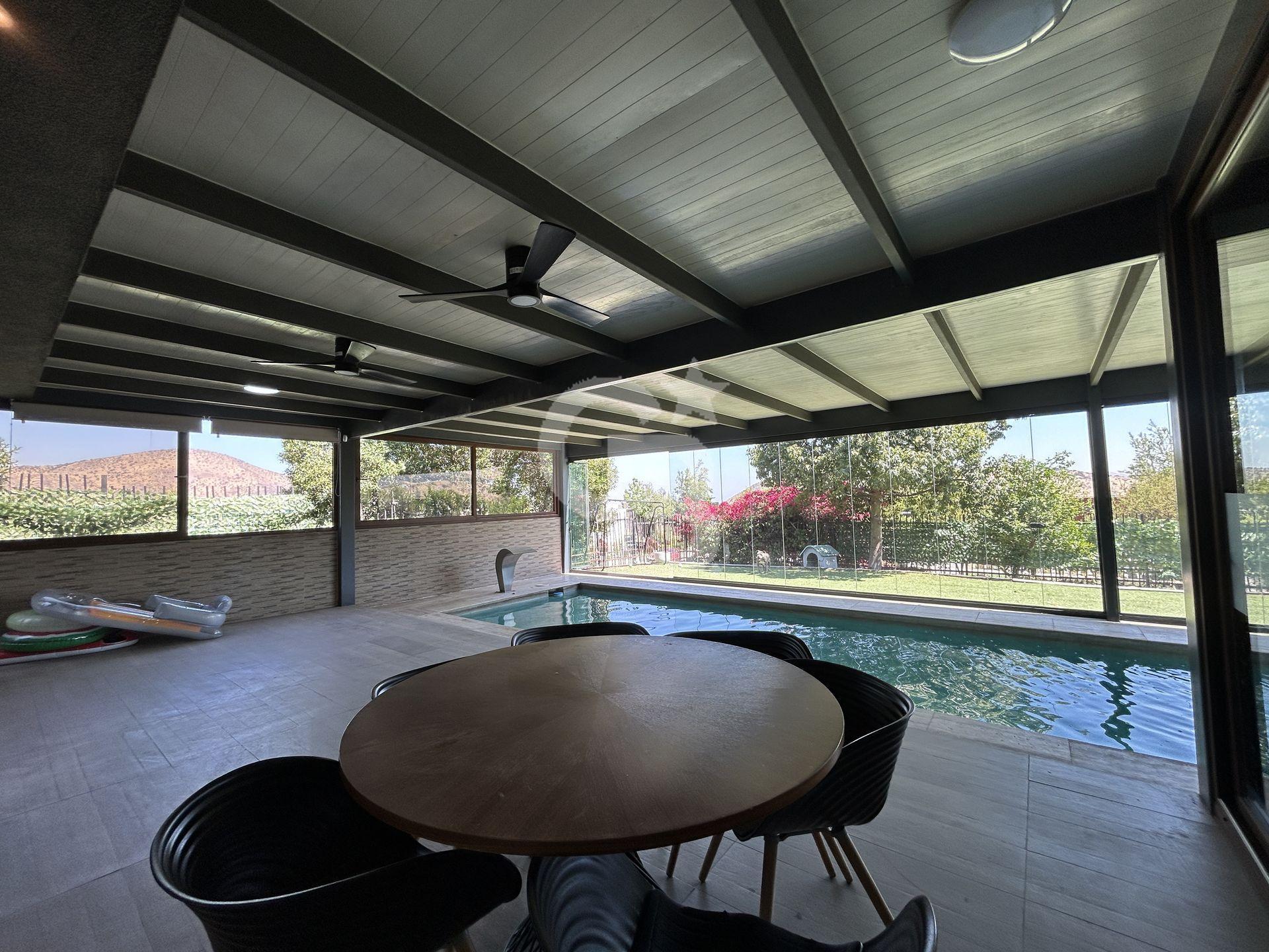 Colina, Chile, 4 Bedrooms Bedrooms, ,4 BathroomsBathrooms,Residential,For Sale,1988006