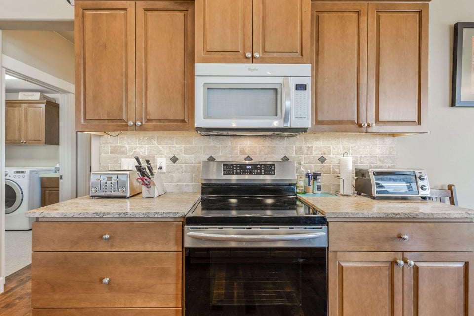 Prineville, Oregon, 97754, United States, 3 Bedrooms Bedrooms, ,3 BathroomsBathrooms,Residential,For Sale,1804823