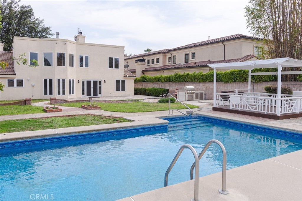 Arcadia, California, 91007, United States, 4 Bedrooms Bedrooms, ,5 BathroomsBathrooms,Residential,For Sale,1902018
