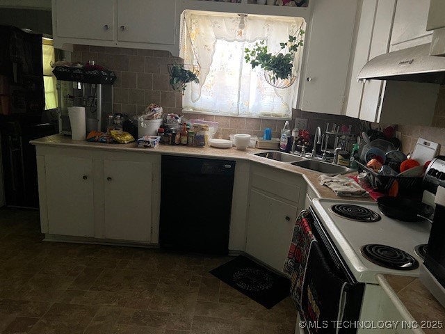 Muskogee, Oklahoma, 74401, United States, 2 Bedrooms Bedrooms, ,2 BathroomsBathrooms,Residential,For Sale,1856876