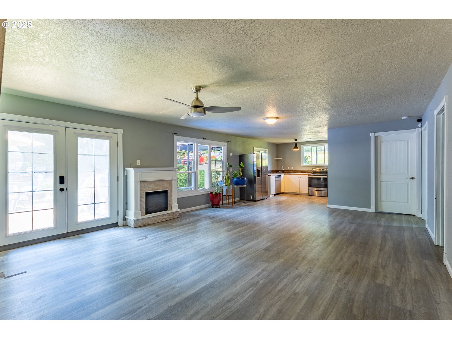 Vancouver, Washington, 98663, United States, 3 Bedrooms Bedrooms, ,1 BathroomBathrooms,Residential,For Sale,1846547
