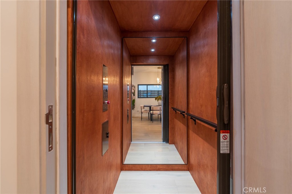 Huntington Beach, California, 92648, United States, 3 Bedrooms Bedrooms, ,5 BathroomsBathrooms,Residential,For Sale,2003455