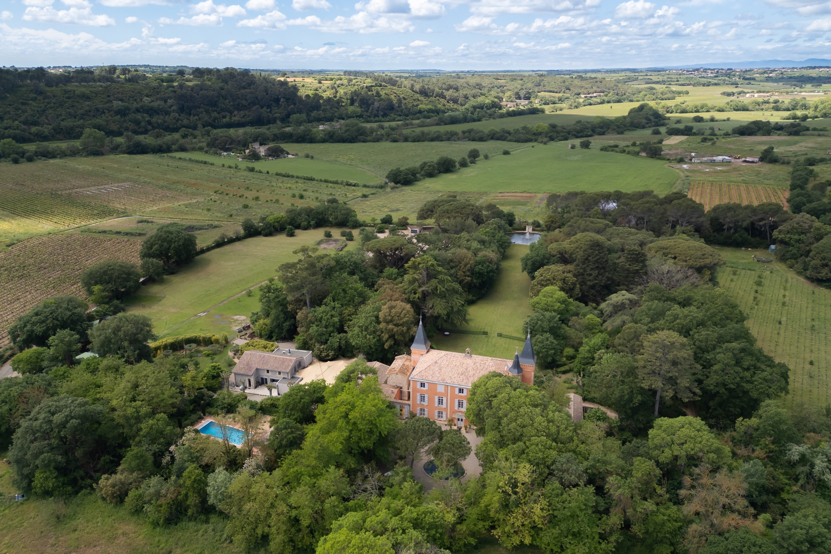  Pézenas 17TH-Century Chateau  Exceptional Estate & Hospitality Opportunity - 物件實景