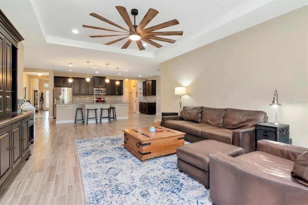 Bradenton, Florida, 34212, United States, 4 Bedrooms Bedrooms, ,4 BathroomsBathrooms,Residential,For Sale,1908693