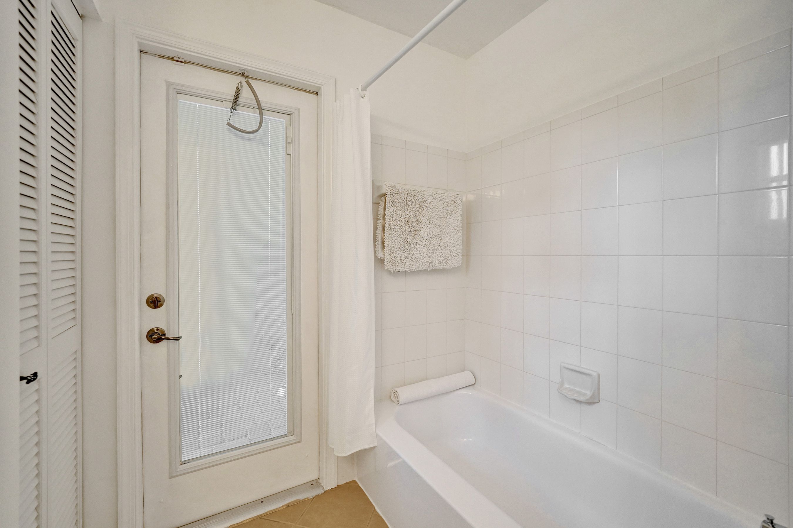  3460 Dunes Vista Drive, Pompano Beach, FL, 33069 - 物件實景