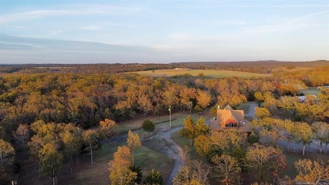 Cookson, Oklahoma, 74427, United States, 8 Bedrooms Bedrooms, ,10 BathroomsBathrooms,Residential,For Sale,1825365