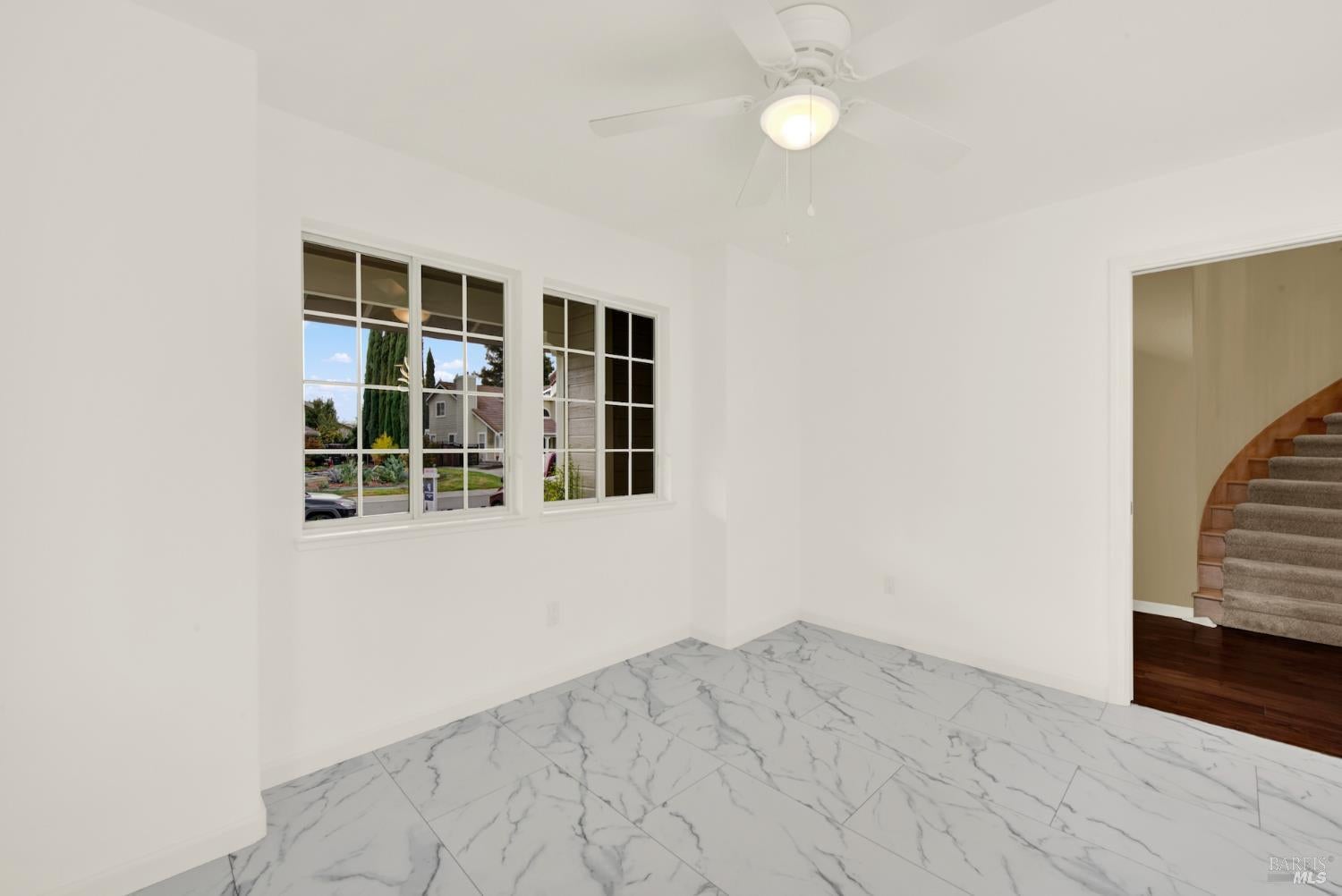 Dixon, California, 95620, United States, 5 Bedrooms Bedrooms, ,3 BathroomsBathrooms,Residential,For Sale,1992877