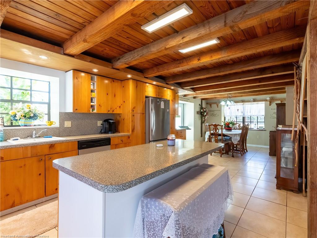 Avon Park, Florida, 33825, United States, 3 Bedrooms Bedrooms, ,3 BathroomsBathrooms,Residential,For Sale,1921377