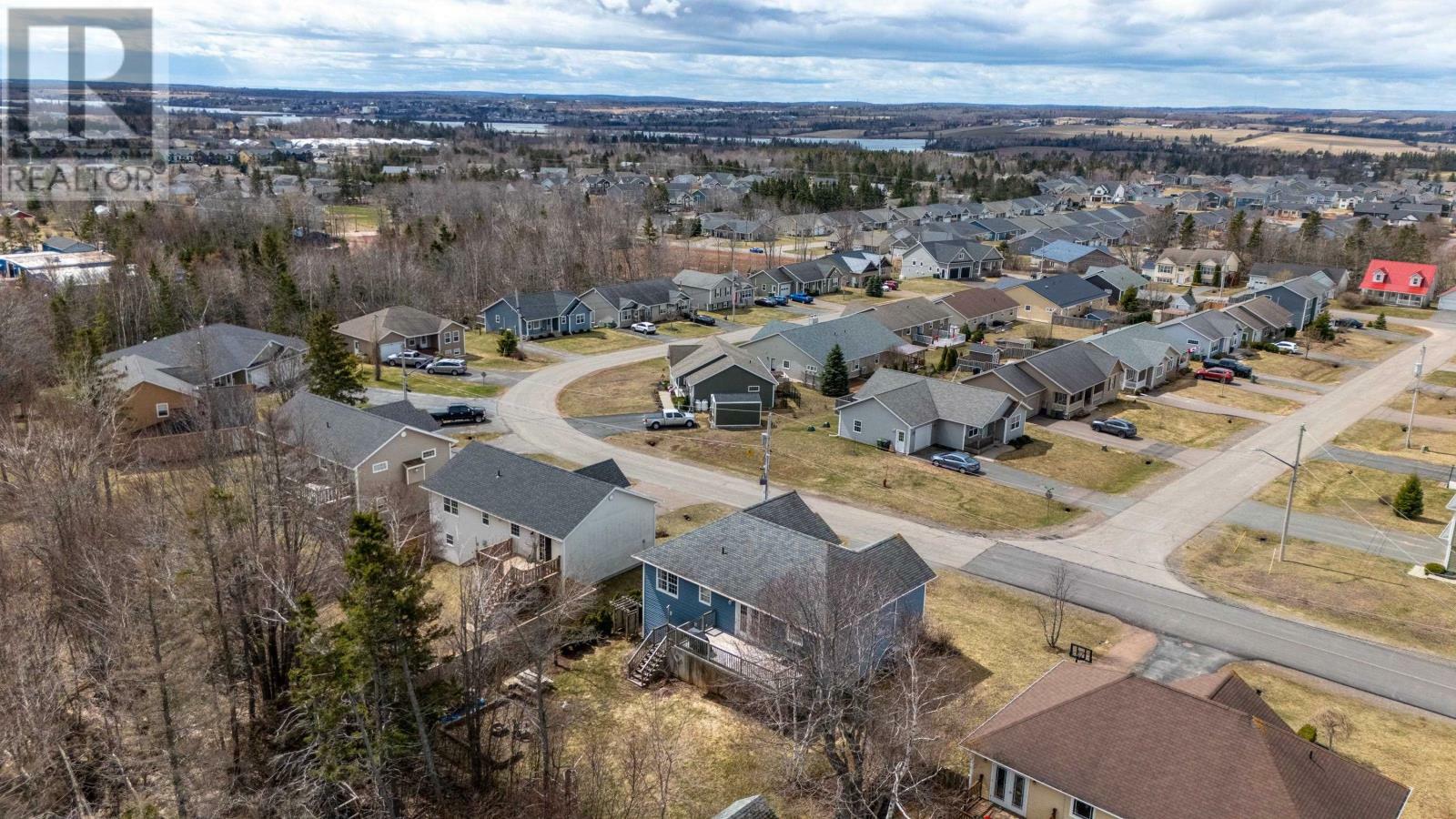 WEST ROYALTY, Prince Edward Island, C1E 2M3, CA, 4 Bedrooms Bedrooms, ,2 BathroomsBathrooms,Residential,For Sale,1874083