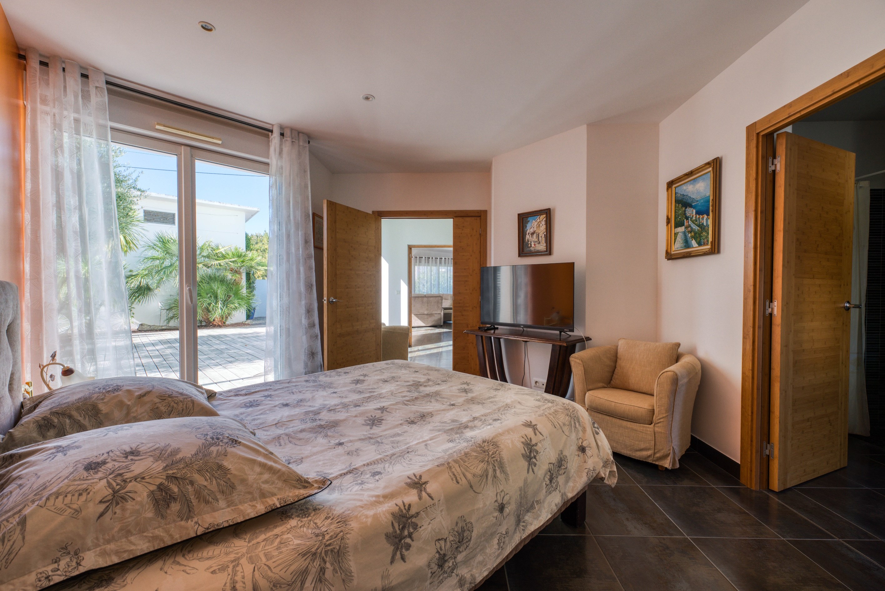  Elegant Contemporary Villa with Lift in the Heart of Royan - 物件實景