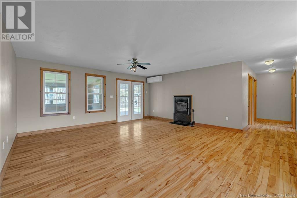 BAYSIDE, New Brunswick, E5B 2T1, CA, 3 Bedrooms Bedrooms, ,2 BathroomsBathrooms,Residential,For Sale,1874052