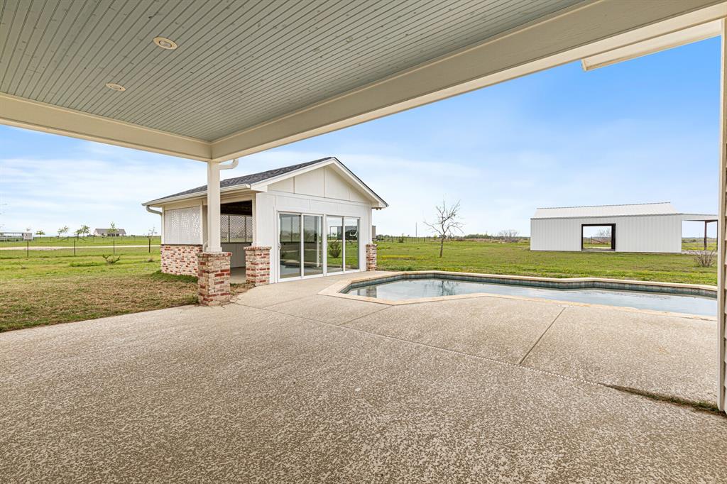 Holland, Texas, 76534, United States, 6 Bedrooms Bedrooms, ,6 BathroomsBathrooms,Residential,For Sale,1986068