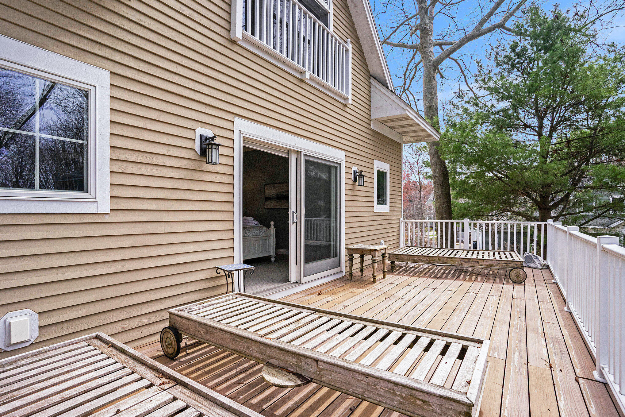 South Haven, Michigan, 49090, United States, 4 Bedrooms Bedrooms, ,4 BathroomsBathrooms,Residential,For Sale,1945011