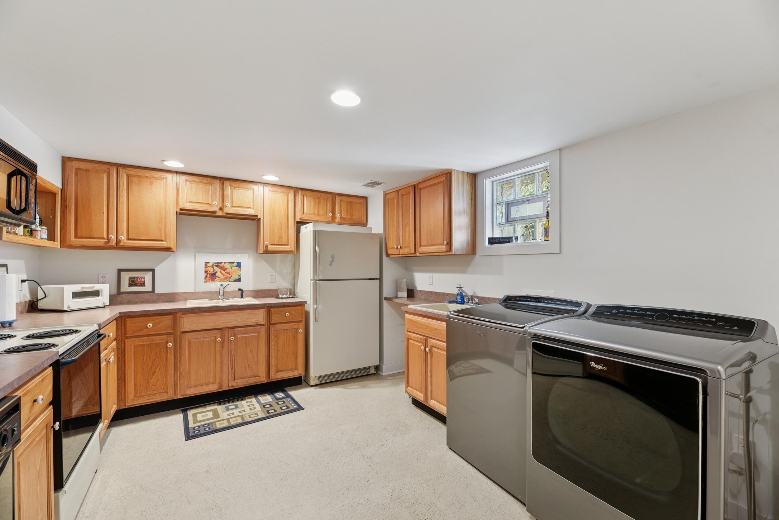 Long Beach, Indiana, 46360, United States, 5 Bedrooms Bedrooms, ,4 BathroomsBathrooms,Residential,For Sale,1989580