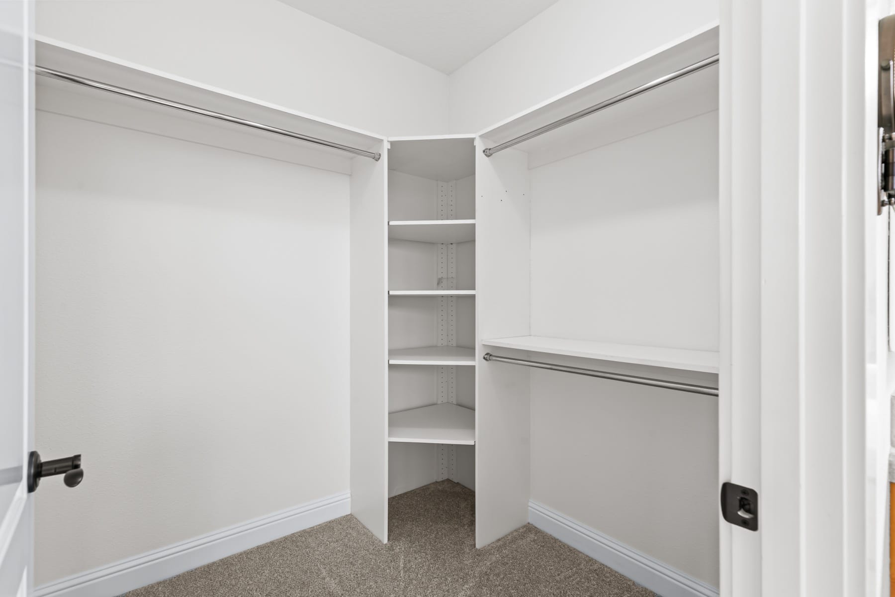  4310 Vista Pointe Drive Medford, OR 97504 - 物件實景