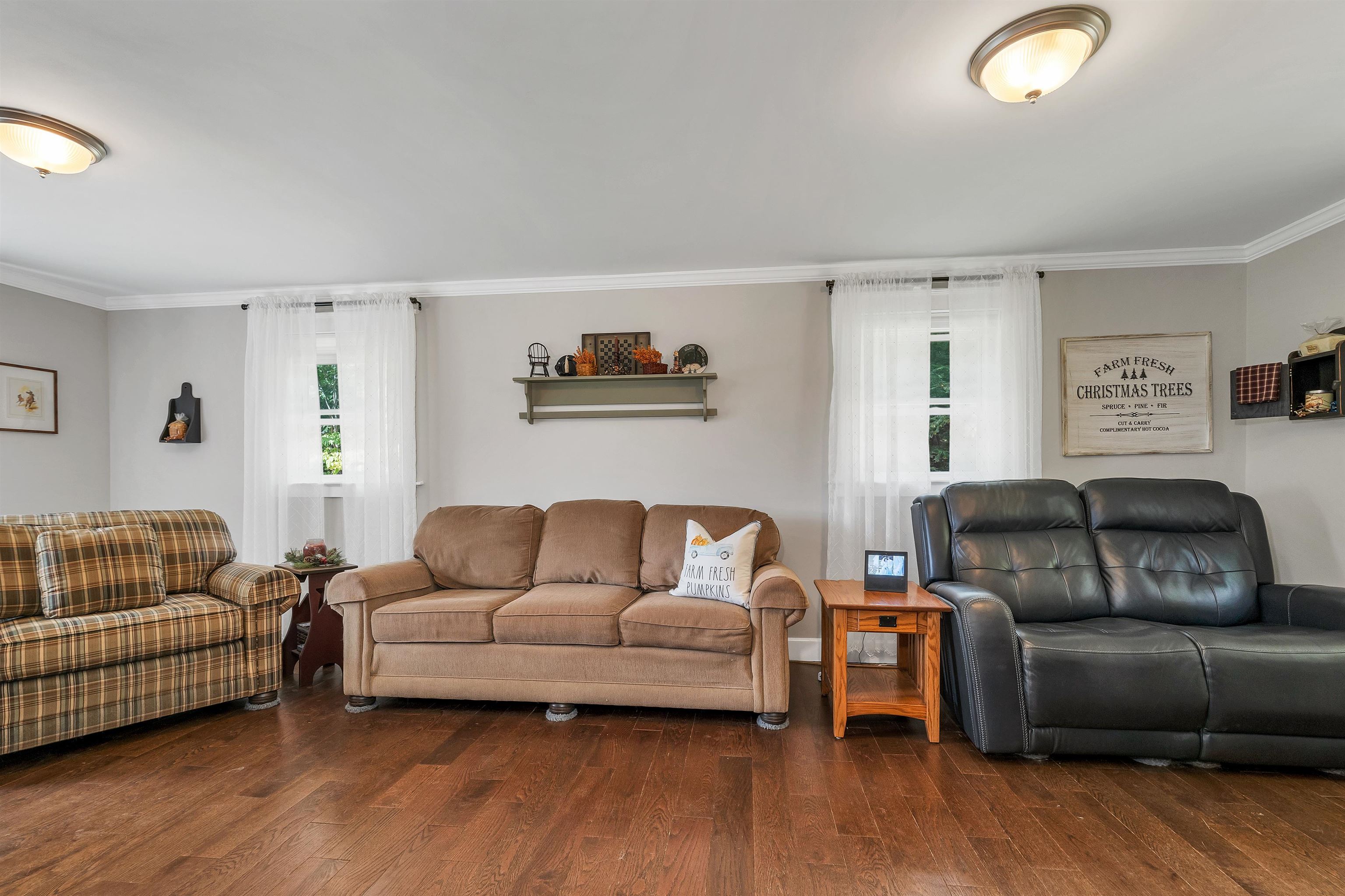 Enfield, New Hampshire, 03748, United States, 3 Bedrooms Bedrooms, ,2 BathroomsBathrooms,Residential,For Sale,1940095
