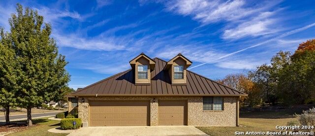 Kerrville, Texas, 78028, United States, 3 Bedrooms Bedrooms, ,3 BathroomsBathrooms,Residential,For Sale,1982669